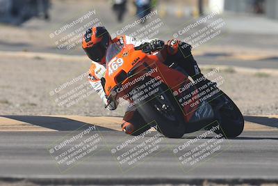 media/Sep-20-2025-Race Pace (Sat) [[d4e1b33f4d]]/Verified/Turn 2 (920am)/